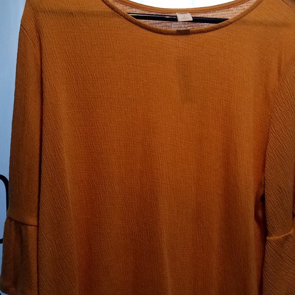 Yellow Top with Bell Sleeves - Picture 1 of 3